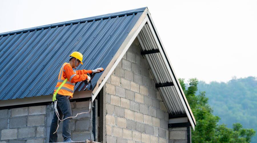 Expert top industrial roofings services in Bristow, IA